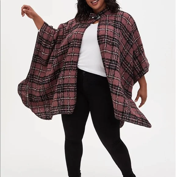 NWT Plus Size Torrid Brown Tunnel Neck Cape Poncho Fashionable - Picture 2 of 13